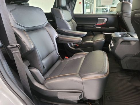 Used 2025 Ford Expedition Tremor AWD/4WD image 6