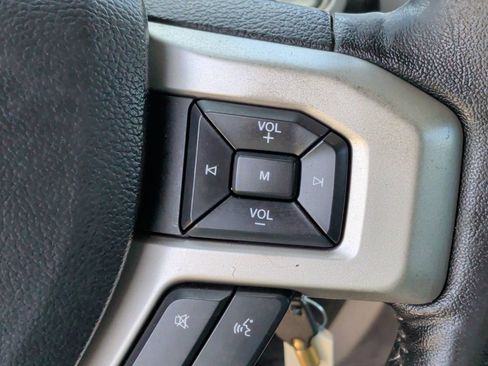 Used 2019 Ford F250 Lariat w/ Lariat Value Package AWD/4WD image 19