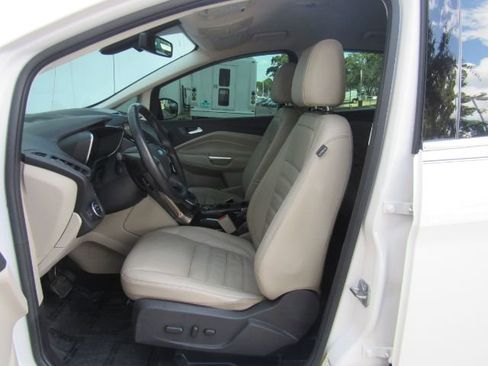 Used 2017 Ford C-MAX Titanium w/ Equipment Group 301A image 14