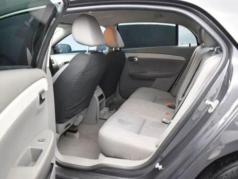 Used 2011 Chevrolet Malibu LS image 15