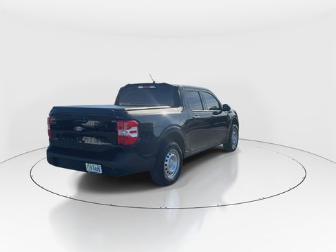 Used 2025 Ford Maverick XL image 8