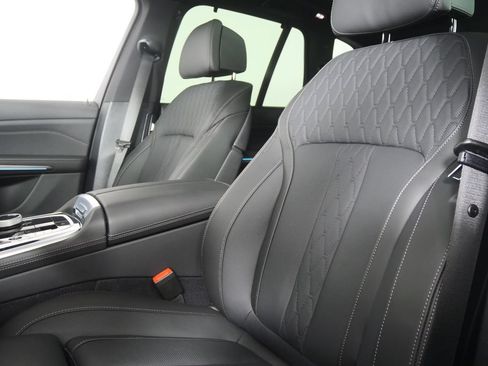 New 2026 BMW X5 M60i AWD/4WD image 11