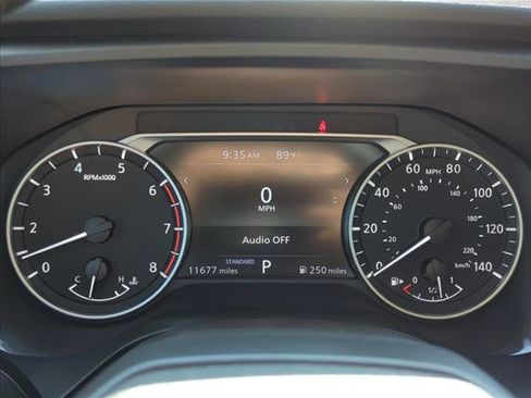 Used 2025 Nissan Rogue SV FWD image 11