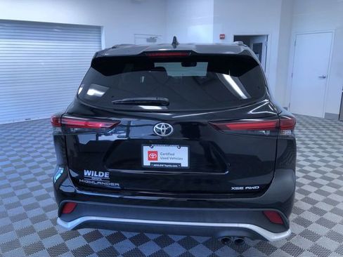 Certified 2025 Toyota Highlander XSE AWD/4WD image 13