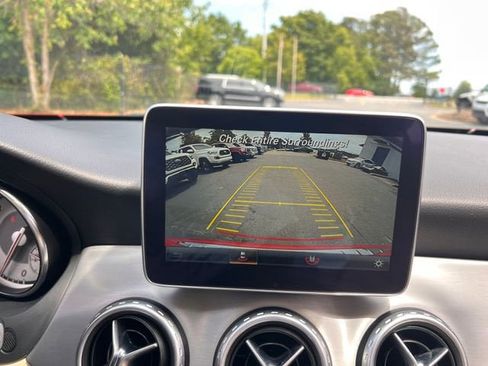 Used 2016 Mercedes-Benz GLA 250 4MATIC image 24