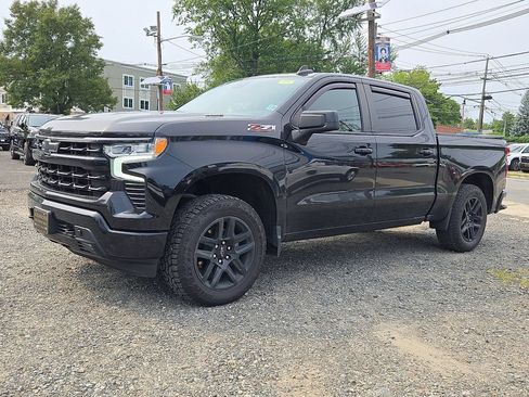 Used 2023 Chevrolet Silverado 1500 RST AWD/4WD image 3
