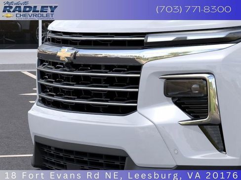 New 2026 Chevrolet Traverse LT w/ Enhanced Driving Package image 15