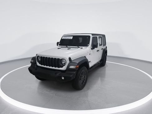 Used 2024 Jeep Wrangler Unlimited Sport AWD/4WD image 5