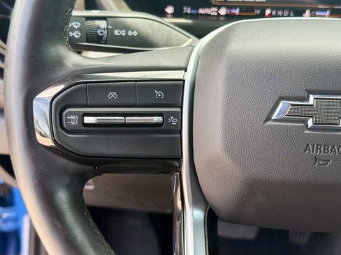 Used 2025 Chevrolet Colorado Trail Boss AWD/4WD image 35