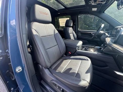 New 2026 Chevrolet Tahoe High Country w/ Sun And Tow Package AWD/4WD image 27