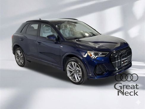 Used 2025 Audi Q3 2.0T Premium w/ Convenience Package image 11