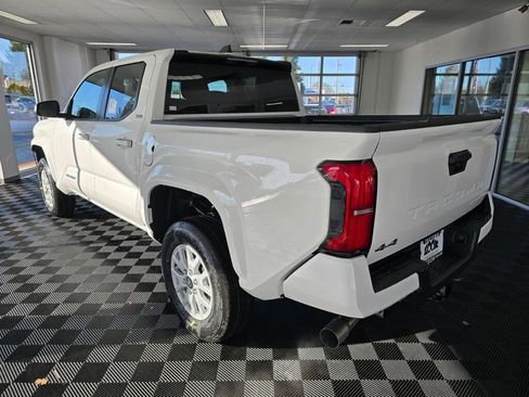New 2025 Toyota Tacoma SR5 AWD/4WD image 6
