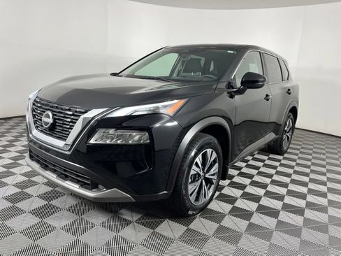 Used 2023 Nissan Rogue SV FWD image 6