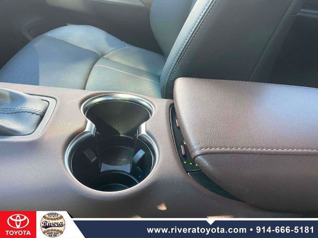 Certified 2024 Toyota Venza Limited AWD/4WD image 33