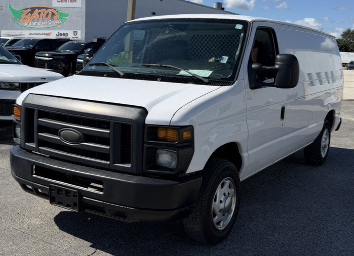 Used 2014 Ford E-150 and Econoline 150 RWD image 1