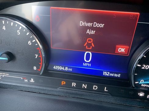 Used 2022 Ford Explorer ST-Line w/ Class IV Trailer Tow Package image 8