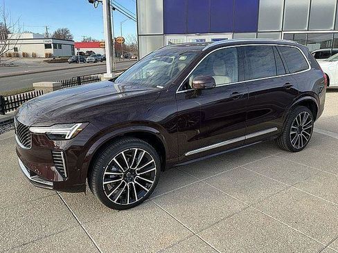 New 2026 Volvo XC90 B6 Plus w/ Protection Package AWD/4WD image 11