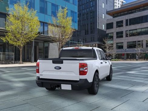 New 2026 Ford Maverick XLT w/ XLT Luxury Package FWD image 8
