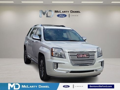 Used 2017 GMC Terrain Denali w/ Cargo Package AWD/4WD image 1