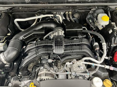 Used 2023 Subaru Outback Premium AWD/4WD image 24