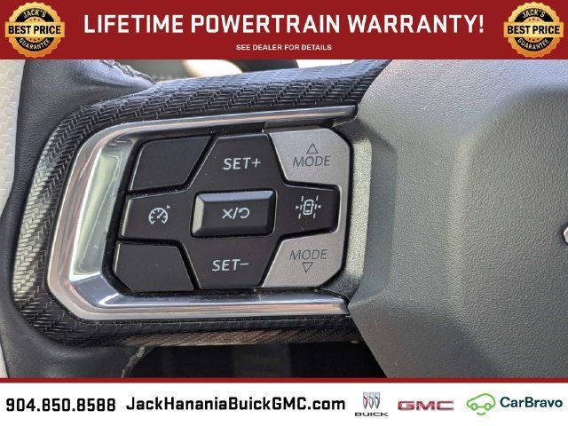 Used 2025 Ford Mustang Premium RWD image 23
