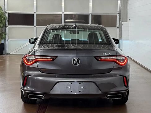 Used 2023 Acura TLX FWD image 4