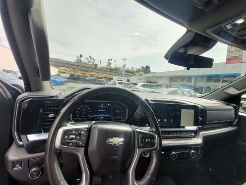 Used 2022 Chevrolet Silverado 1500 RST RWD image 10