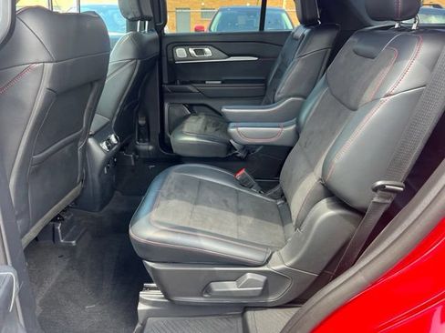 Certified 2025 Ford Explorer ST AWD/4WD image 21