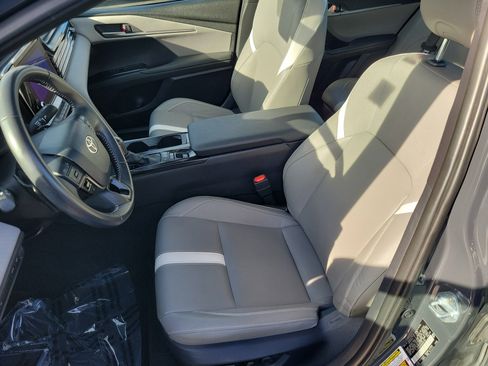 Certified 2025 Toyota Camry SE image 16