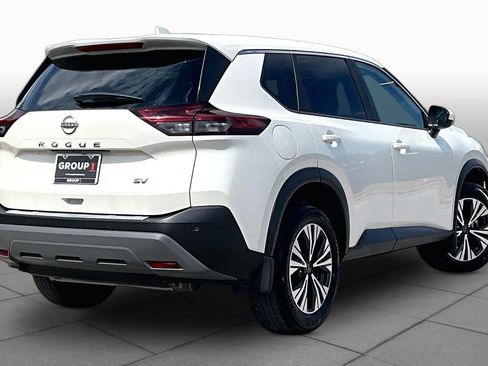 Certified 2023 Nissan Rogue SV FWD image 13