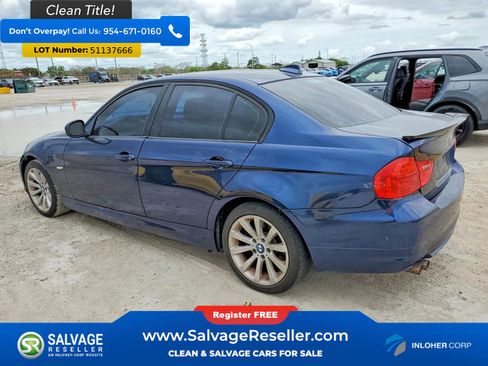 Used 2011 BMW 328i Sedan RWD image 3