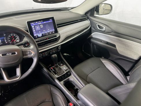 Used 2022 Jeep Compass Latitude AWD/4WD image 21