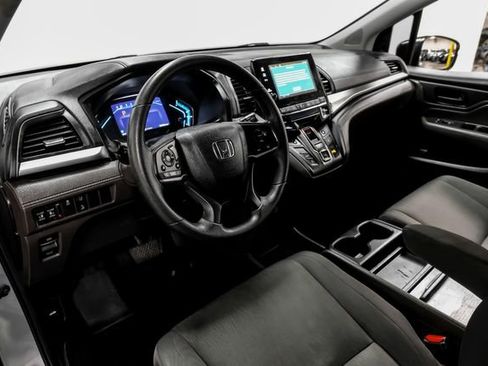 Used 2019 Honda Odyssey EX image 3