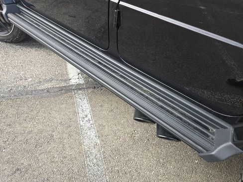 Used 2025 Mercedes-Benz G 63 AMG 4MATIC image 23