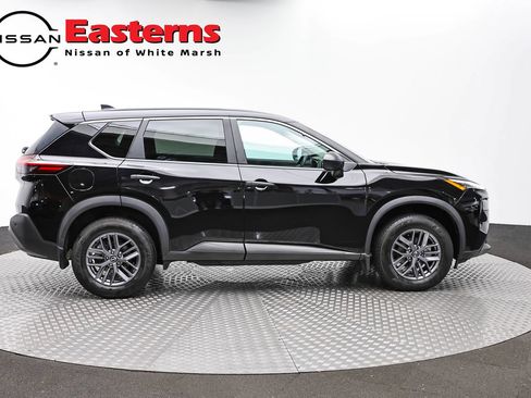 Used 2023 Nissan Rogue S AWD/4WD image 4