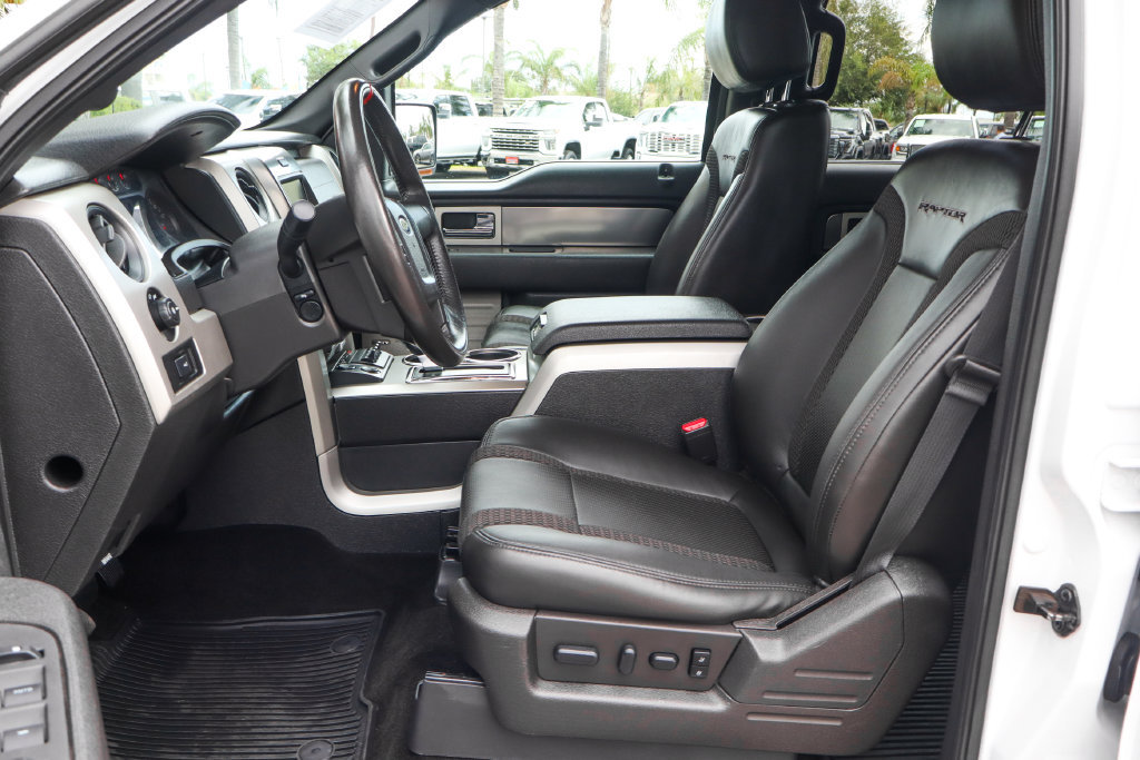 Used 2014 Ford F150 Raptor w/ Equipment Group 801A Luxury AWD/4WD image 22