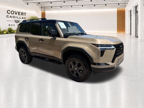 Used 2025 Lexus GX 550 AWD/4WD image 1