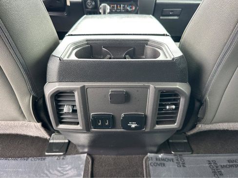 Used 2019 Ford F150 XLT w/ Equipment Group 302A Luxury AWD/4WD image 17