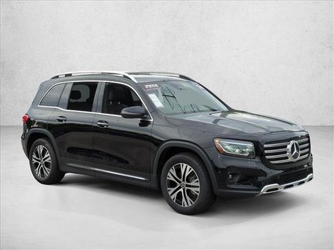 Certified 2024 Mercedes-Benz GLB 250 image 3