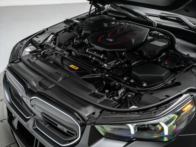 Used 2025 BMW M5 w/ Carbon Package AWD/4WD image 12