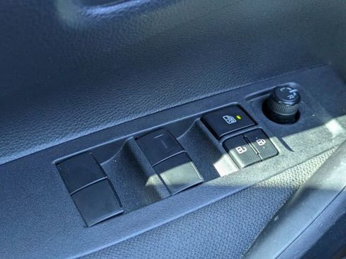 Used 2024 Toyota Corolla LE image 21