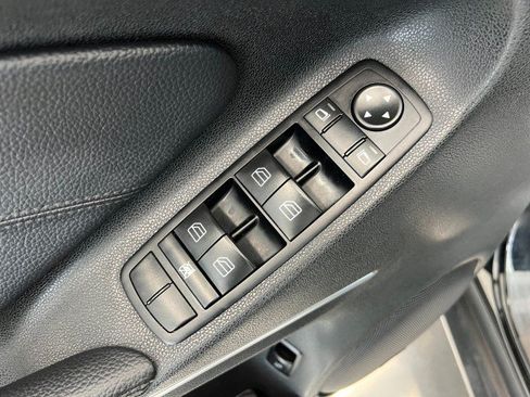 Used 2009 Mercedes-Benz ML 350 4MATIC image 29