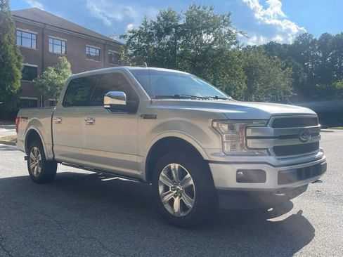 Used 2019 Ford F150 Platinum w/ Equipment Group 701A Luxury AWD/4WD image 3