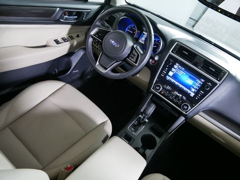 Used 2018 Subaru Legacy 2.5i Limited w/ Popular Package #2A AWD/4WD image 9