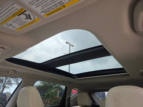 Certified 2024 Nissan Murano Platinum w/ Cargo Package image 10