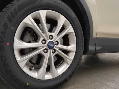 Used 2018 Ford Escape SEL image 31