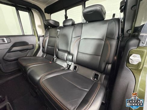 Used 2022 Jeep Gladiator Mojave w/ LED Lighting Group AWD/4WD image 18