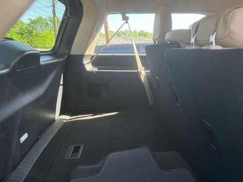 Used 2024 Ford Expedition Max Limited image 19