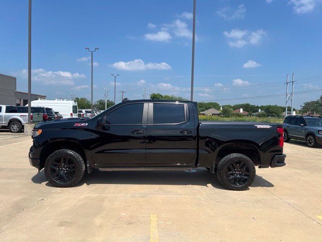 Used 2025 Chevrolet Silverado 1500 LT Trail Boss w/ Convenience Package II AWD/4WD image 5
