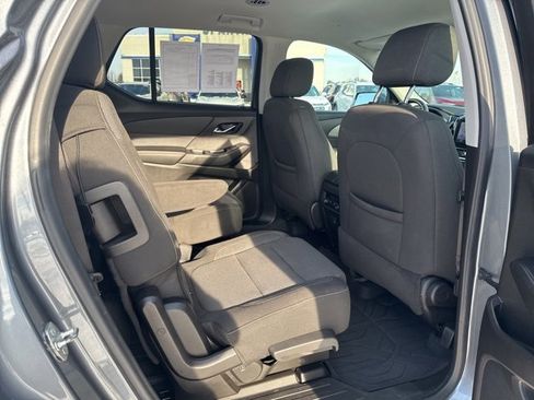 Used 2020 Chevrolet Traverse LT w/ Driver Confidence II Package image 22